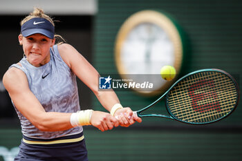 2024-06-06 - Mirra ANDREEVA of Russia during the twelfth day of Roland-Garros 2024, ATP and WTA Grand Slam tennis tournament on June 06, 2024 at Roland-Garros stadium in Paris, France - TENNIS - ROLAND GARROS 2024 - 06/06 - INTERNATIONALS - TENNIS