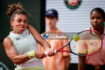 2024-06-06 - Jasmine PAOLINI of Italy during the twelfth day of Roland-Garros 2024, ATP and WTA Grand Slam tennis tournament on June 06, 2024 at Roland-Garros stadium in Paris, France - TENNIS - ROLAND GARROS 2024 - 06/06 - INTERNATIONALS - TENNIS