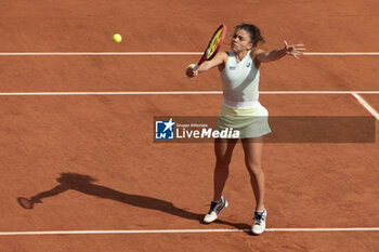 2024-06-06 - Jasmine Paolini of Italy during her semi-final against Mirra Andreeva of Russia on day 12 of the 2024 French Open, Roland-Garros 2024, Grand Slam tennis tournament on June 6, 2024 at Roland-Garros stadium in Paris, France - TENNIS - ROLAND GARROS 2024 - 06/06 - INTERNATIONALS - TENNIS