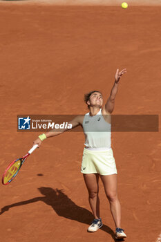 2024-06-06 - Jasmine Paolini of Italy during her semi-final against Mirra Andreeva of Russia on day 12 of the 2024 French Open, Roland-Garros 2024, Grand Slam tennis tournament on June 6, 2024 at Roland-Garros stadium in Paris, France - TENNIS - ROLAND GARROS 2024 - 06/06 - INTERNATIONALS - TENNIS