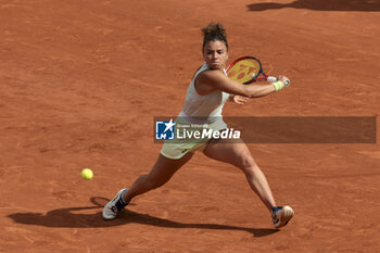 2024-06-06 - Jasmine Paolini of Italy during her semi-final against Mirra Andreeva of Russia on day 12 of the 2024 French Open, Roland-Garros 2024, Grand Slam tennis tournament on June 6, 2024 at Roland-Garros stadium in Paris, France - TENNIS - ROLAND GARROS 2024 - 06/06 - INTERNATIONALS - TENNIS