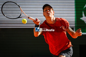 2024-06-07 - Jannik SINNER of Italy during the thirteenth day of Roland-Garros 2024, ATP and WTA Grand Slam tennis tournament on June 07, 2024 at Roland-Garros stadium in Paris, France - TENNIS - ROLAND GARROS 2024 - 07/06 - INTERNATIONALS - TENNIS