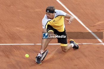 2024-06-07 - Alexander Zverev of Germany during the semifinal against Casper Ruud of Norway on day 12 of the 2024 French Open, Roland-Garros 2024, Grand Slam tennis tournament on June 7, 2024 at Roland-Garros stadium in Paris, France - TENNIS - ROLAND GARROS 2024 - 07/06 - INTERNATIONALS - TENNIS