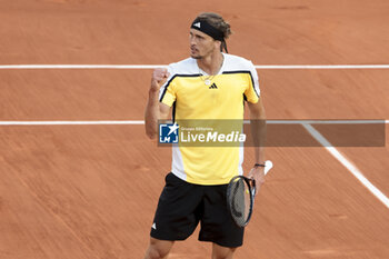 2024-06-07 - Alexander Zverev of Germany during the semifinal against Casper Ruud of Norway on day 12 of the 2024 French Open, Roland-Garros 2024, Grand Slam tennis tournament on June 7, 2024 at Roland-Garros stadium in Paris, France - TENNIS - ROLAND GARROS 2024 - 07/06 - INTERNATIONALS - TENNIS