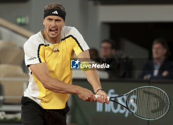 2024-06-07 - Alexander Zverev of Germany during the semifinal against Casper Ruud of Norway on day 12 of the 2024 French Open, Roland-Garros 2024, Grand Slam tennis tournament on June 7, 2024 at Roland-Garros stadium in Paris, France - TENNIS - ROLAND GARROS 2024 - 07/06 - INTERNATIONALS - TENNIS