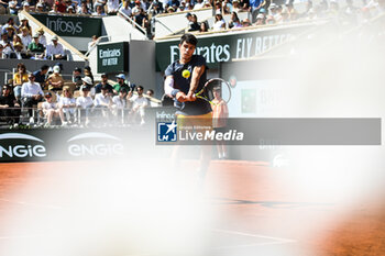2024-06-09 - Carlos ALCARAZ of Spain during the fifteenth day of Roland-Garros 2024, ATP and WTA Grand Slam tennis tournament on June 09, 2024 at Roland-Garros stadium in Paris, France - TENNIS - ROLAND GARROS 2024 - 09/06 - INTERNATIONALS - TENNIS