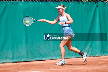 2024-07-15 - Suzan Lamens (NED) during the single match against Varvara Gracheva (FRA) at the WTA250 Hungarian Gran Prix Tennis on 15th July 2024 at Romai Teniszakademia, Budapest, Hungary - WTATOUR VARVARA GRACHEVA VS SUZAN LAMENS - INTERNATIONALS - TENNIS