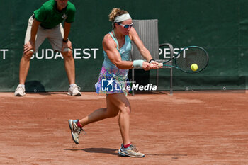 2024-07-17 - Carole Monnet (FRA) during the single match vs. Suzan Lamens (NED) at the WTA250 Hungarian Gran Prix Tennis on 17th July 2024 at Romai Teniszakademia, Budapest, Hungary - WTATOUR DAY 5 ROUND OF 16 - INTERNATIONALS - TENNIS