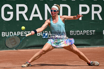 2024-07-17 - Carole Monnet (FRA) during the single match vs. Suzan Lamens (NED) at the WTA250 Hungarian Gran Prix Tennis on 17th July 2024 at Romai Teniszakademia, Budapest, Hungary - WTATOUR DAY 5 ROUND OF 16 - INTERNATIONALS - TENNIS