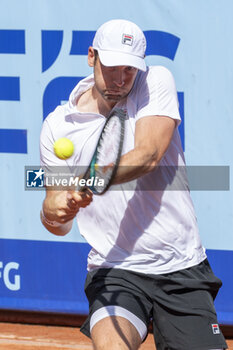 2024-07-18 - Gstaad Switzerland, 07 18 2024: Quentin Halys (FRA) in action during EFG Swiss Open. - EFG SWISS OPEN GSTAAD - INTERNATIONALS - TENNIS