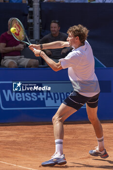 2024-07-18 - Gstaad Switzerland, 07 18 2024: Ugo Humbert (FRA) in action during EFG Swiss Open. - EFG SWISS OPEN GSTAAD - INTERNATIONALS - TENNIS