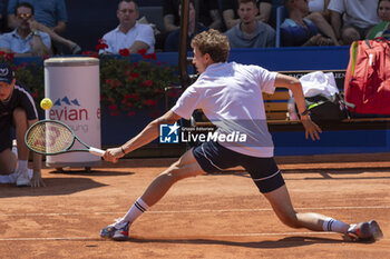 2024-07-18 - Gstaad Switzerland, 07 18 2024: Ugo Humbert (FRA) in action during EFG Swiss Open. - EFG SWISS OPEN GSTAAD - INTERNATIONALS - TENNIS