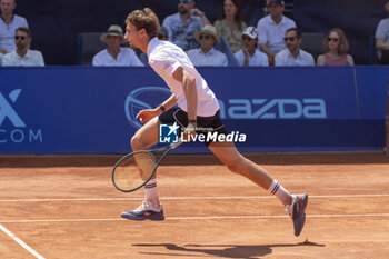 2024-07-18 - Gstaad Switzerland, 07 18 2024: Ugo Humbert (FRA) in action during EFG Swiss Open. - EFG SWISS OPEN GSTAAD - INTERNATIONALS - TENNIS