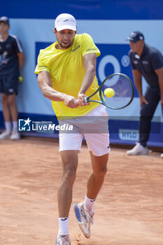 2024-07-18 - Gstaad Switzerland, 07 18 2024: Daniel Galan (COL) in action during EFG Swiss Open. - EFG SWISS OPEN GSTAAD - INTERNATIONALS - TENNIS