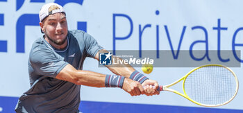 2024-07-19 - Gstaad Switzerland, 07 19 2024: Jan-Lennard Struff (GER) in action during EFG Swiss Open. - EFG SWISS OPEN GSTAAD - INTERNATIONALS - TENNIS