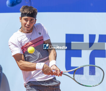 2024-07-19 - Gstaad Switzerland, 07 19 2024: Tomas Martin Etcheverry (ARG) in action during EFG Swiss Open. - EFG SWISS OPEN GSTAAD - INTERNATIONALS - TENNIS