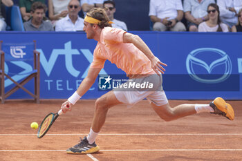 2024-07-19 - Gstaad Switzerland, 07 19 2024: Stefanos Tsitsipas (GRE) in action during EFG Swiss Open. - EFG SWISS OPEN GSTAAD - INTERNATIONALS - TENNIS