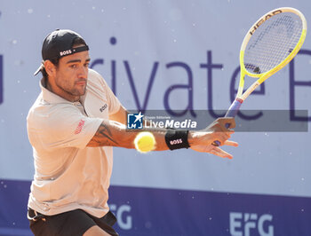 2024-07-19 - Gstaad Switzerland, 07 19 2024: Matteo Berrettini (ITA) in action during EFG Swiss Open. - EFG SWISS OPEN GSTAAD - INTERNATIONALS - TENNIS