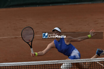 2024-07-20 - Fanny Stollar (HUN) playing duo with Katarzyna Piter (POL) during the semifinal match vs. Anna Danilina(KAZ) and Irina Khromacheva at the WTA250 Hungarian Gran Prix Tennis on 20th July 2024 at Romai Teniszakademia, Budapest, Hungary - WTA HUNGARIAN GRAND PRIX - SEMIFINAL - INTERNATIONALS - TENNIS