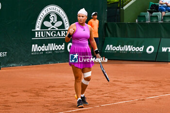 2024-07-20 - Diana Shnaider during the quarter finals match vs. Eva Lys (GER) at the WTA250 Hungarian Gran Prix Tennis on 19th July 2024 at Romai Teniszakademia, Budapest, Hungary - WTA HUNGARIAN GRAND PRIX - SEMIFINAL - INTERNATIONALS - TENNIS