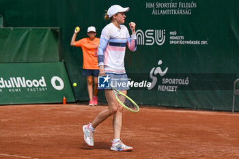 2024-07-19 - Aliaksandra Sasnovich during the quarter finals match vs. Suzan Lamens (NED) at the WTA250 Hungarian Gran Prix Tennis on 19th July 2024 at Romai Teniszakademia, Budapest, Hungary - WTA HUNGARIAN GRAND PRIX - QUARTER FINALS  - INTERNATIONALS - TENNIS