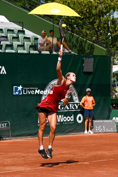 2024-07-19 - Anna Karolina Schmiedlova (SVK) during the quarter finals match vs. Elina Avanesyan at the WTA250 Hungarian Gran Prix Tennis on 19th July 2024 at Romai Teniszakademia, Budapest, Hungary - WTA HUNGARIAN GRAND PRIX - QUARTER FINALS  - INTERNATIONALS - TENNIS