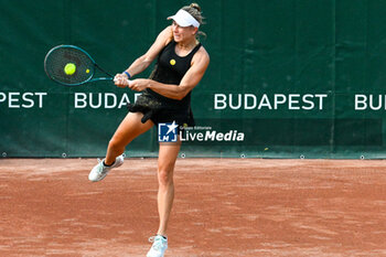 2024-07-19 - Ellen Perez (AUS) playing duo with Timea Babos (HUN) during the semifinal match vs. Katarzyna Piter (POL) and Fanny Stollar (HUN) at the WTA250 Hungarian Gran Prix Tennis on 18th July 2024 at Romai Teniszakademia, Budapest, Hungary - WTA HUNGARIAN GRAND PRIX - QUARTER FINALS  - INTERNATIONALS - TENNIS