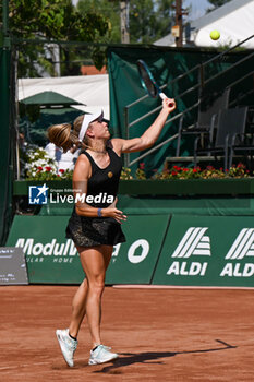 2024-07-19 - Ellen Perez (AUS) playing duo with Timea Babos (HUN) during the semifinal match vs. Katarzyna Piter (POL) and Fanny Stollar (HUN) at the WTA250 Hungarian Gran Prix Tennis on 18th July 2024 at Romai Teniszakademia, Budapest, Hungary - WTA HUNGARIAN GRAND PRIX - QUARTER FINALS  - INTERNATIONALS - TENNIS