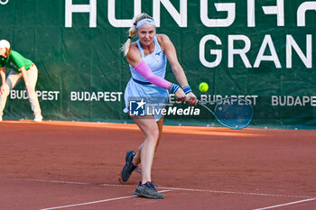 2024-07-19 - Rebecca Sramkova (SVK) during the quarter finals match vs. Eva Lys (GER) at the WTA250 Hungarian Gran Prix Tennis on 19th July 2024 at Romai Teniszakademia, Budapest, Hungary - WTA HUNGARIAN GRAND PRIX - QUARTER FINALS  - INTERNATIONALS - TENNIS