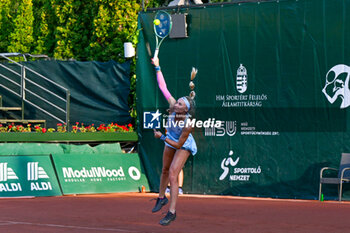 2024-07-19 - Rebecca Sramkova (SVK) during the quarter finals match vs. Eva Lys (GER) at the WTA250 Hungarian Gran Prix Tennis on 19th July 2024 at Romai Teniszakademia, Budapest, Hungary - WTA HUNGARIAN GRAND PRIX - QUARTER FINALS  - INTERNATIONALS - TENNIS