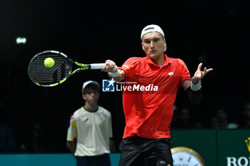 2024-09-10 - BOLOGNA, ITALIA - 10 September: Raphael Collignon during the Davis Cup match against Botic Van De Zandschulp plays at the Unipol Arena in Bologna - DAVIS CUP - INTERNATIONALS - TENNIS