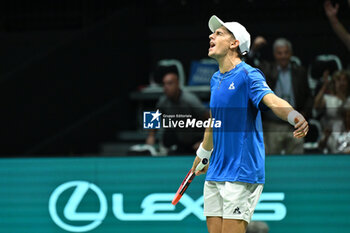 2024-09-11 - Matteo Arnaldi (ITA) in action during the 2024 Davis Cup Finals Group Stage Bologna match between the Italy and Brazil at Unipol Arena on September 11, 2024 in Bologna, Italy. - DAVIS CUP - INTERNATIONALS - TENNIS