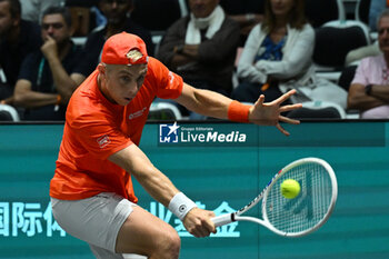 2024-09-12 - Tallon Griekspoor (NED) in action during the 2024 Davis Cup Finals Group Stage Bologna match between the Netherlands and Brazil at Unipol Arena on September 12, 2024 in Bologna, Italy. - DAVIS CUP - INTERNATIONALS - TENNIS