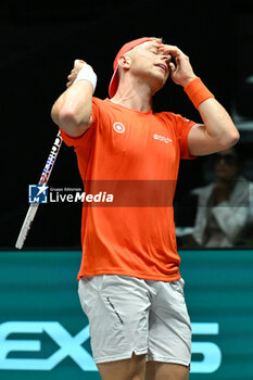 2024-09-12 - Tallon Griekspoor (NED) in action during the 2024 Davis Cup Finals Group Stage Bologna match between the Netherlands and Brazil at Unipol Arena on September 12, 2024 in Bologna, Italy. - DAVIS CUP - INTERNATIONALS - TENNIS