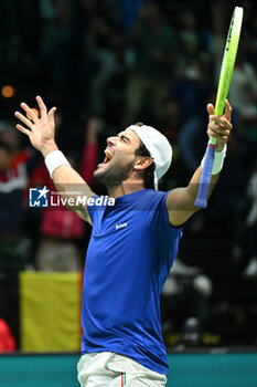 2024-09-13 - Matteo Berrettini (ITA) in action during the 2024 Davis Cup Finals Group Stage Bologna match between the Italy and Belgium at Unipol Arena on September 13, 2024 in Bologna, Italy. - DAVIS CUP - INTERNATIONALS - TENNIS