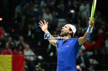 2024-09-13 - Matteo Berrettini (ITA) in action during the 2024 Davis Cup Finals Group Stage Bologna match between the Italy and Belgium at Unipol Arena on September 13, 2024 in Bologna, Italy. - DAVIS CUP - INTERNATIONALS - TENNIS