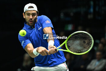 2024-09-13 - Matteo Berrettini (ITA) in action during the 2024 Davis Cup Finals Group Stage Bologna match between the Italy and Belgium at Unipol Arena on September 13, 2024 in Bologna, Italy. - DAVIS CUP - INTERNATIONALS - TENNIS