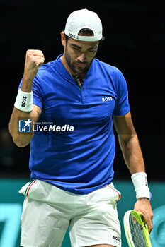 2024-09-13 - Matteo Berrettini (ITA) in action during the 2024 Davis Cup Finals Group Stage Bologna match between the Italy and Belgium at Unipol Arena on September 13, 2024 in Bologna, Italy. - DAVIS CUP - INTERNATIONALS - TENNIS