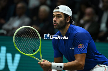 2024-09-13 - Matteo Berrettini (ITA) in action during the 2024 Davis Cup Finals Group Stage Bologna match between the Italy and Belgium at Unipol Arena on September 13, 2024 in Bologna, Italy. - DAVIS CUP - INTERNATIONALS - TENNIS