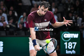 2024-10-28 - Quentin HALYS of France during the first day of the Rolex Paris Masters 2024, ATP Masters 1000 tennis tournament on October 28, 2024 at Accor Arena in Paris, France - TENNIS - ROLEX PARIS MASTERS 2024 - INTERNATIONALS - TENNIS