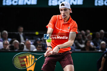 2024-10-28 - Ugo HUMBERT of France during the first day of the Rolex Paris Masters 2024, ATP Masters 1000 tennis tournament on October 28, 2024 at Accor Arena in Paris, France - TENNIS - ROLEX PARIS MASTERS 2024 - INTERNATIONALS - TENNIS