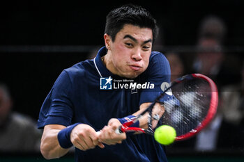 2024-10-28 - Brandon NAKASHIMA of United States during the first day of the Rolex Paris Masters 2024, ATP Masters 1000 tennis tournament on October 28, 2024 at Accor Arena in Paris, France - TENNIS - ROLEX PARIS MASTERS 2024 - INTERNATIONALS - TENNIS