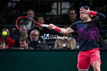 2024-10-29 - Zizou BERGS of Belgium during the second day of the Rolex Paris Masters 2024, ATP Masters 1000 tennis tournament on October 29, 2024 at Accor Arena in Paris, France - TENNIS - ROLEX PARIS MASTERS 2024 - INTERNATIONALS - TENNIS