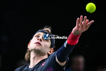 2024-10-29 - Zizou BERGS of Belgium during the second day of the Rolex Paris Masters 2024, ATP Masters 1000 tennis tournament on October 29, 2024 at Accor Arena in Paris, France - TENNIS - ROLEX PARIS MASTERS 2024 - INTERNATIONALS - TENNIS