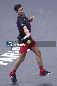 2024-10-29 - Casper Ruud of Norway during day 2 of the Rolex Paris Masters 2024, an ATP Masters 1000 tennis tournament on 29 October 2024 at Accor Arena in Paris, France - TENNIS - ROLEX PARIS MASTERS 2024 - INTERNATIONALS - TENNIS