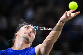 31/10/2024 - Alexander ZVEREV of Germany during the fourth day of the Rolex Paris Masters 2024, ATP Masters 1000 tennis tournament on October 31, 2024 at Accor Arena in Paris, France - TENNIS - ROLEX PARIS MASTERS 2024 - INTERNAZIONALI - TENNIS