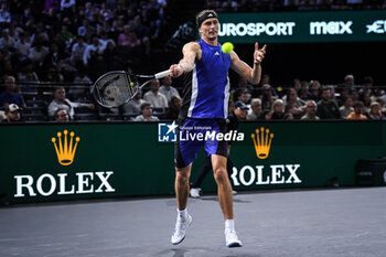 31/10/2024 - Alexander ZVEREV of Germany during the fourth day of the Rolex Paris Masters 2024, ATP Masters 1000 tennis tournament on October 31, 2024 at Accor Arena in Paris, France - TENNIS - ROLEX PARIS MASTERS 2024 - INTERNAZIONALI - TENNIS