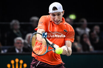 31/10/2024 - Ugo HUMBERT of France during the fourth day of the Rolex Paris Masters 2024, ATP Masters 1000 tennis tournament on October 31, 2024 at Accor Arena in Paris, France - TENNIS - ROLEX PARIS MASTERS 2024 - INTERNAZIONALI - TENNIS