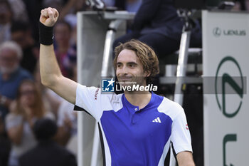 31/10/2024 - Stefanos Tsitsipas of Greece celebrates his third round victory during day 4 of the Rolex Paris Masters 2024, an ATP Masters 1000 tennis tournament on October 31, 2024 at Accor Arena in Paris, France - TENNIS - ROLEX PARIS MASTERS 2024 - INTERNAZIONALI - TENNIS