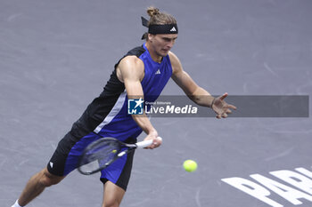 31/10/2024 - Alexander Zverev of Germany during day 4 of the Rolex Paris Masters 2024, an ATP Masters 1000 tennis tournament on October 31, 2024 at Accor Arena in Paris, France - TENNIS - ROLEX PARIS MASTERS 2024 - INTERNAZIONALI - TENNIS